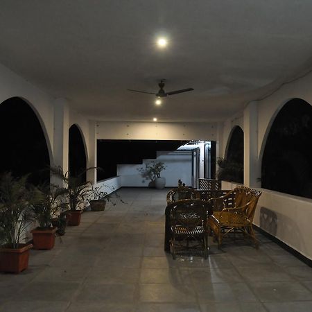 Villa Anna Pondy بونديتْشيري المظهر الخارجي الصورة
